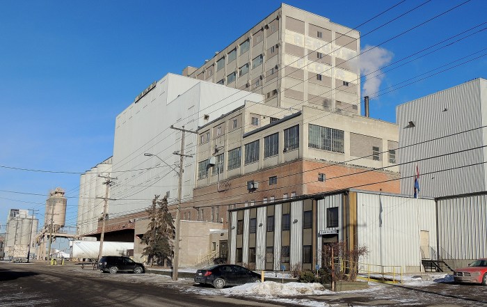 ADM Milling Co."Our Canadian wheat mills, which produce a host of flours, bakery mixes, and ingredients such as bran and wheat germ, are located in Calgary and Medicine Hat, Alberta; Winnipeg, Manitoba; Montreal, Quebec; and Midland, Mississauga, and Port Colborne, Ontario. Their collective daily processing capacity is approximately 4,000 metric tons." - Company website