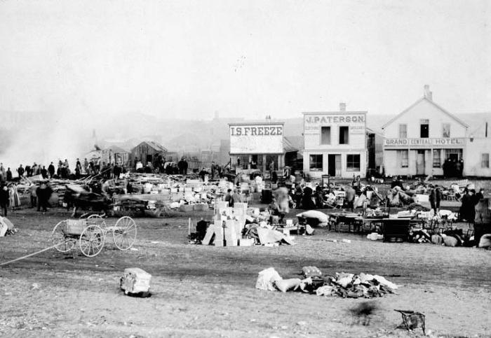 A very early picture of 9th Avenue SE, Calgary.  Also known as Atlantic Avenue or "Whiskey Alley".  