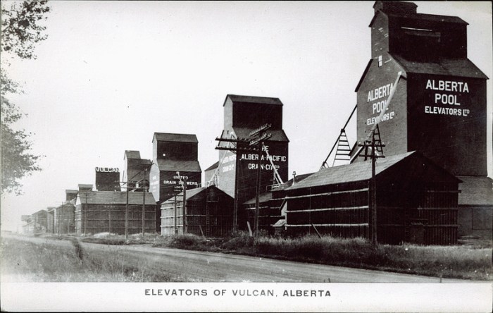 Grain elevators in Vulcan, Alberta