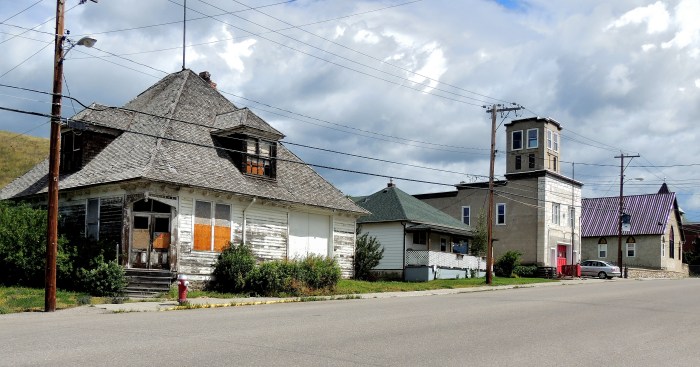 International Coal & Coke Office, built in 1904. Followed by the Coleman Fire Station, which also served as town hall and the local library until 1979. In the distance, St. Paul's United Church dedicated in 1906.